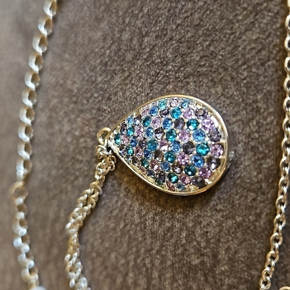 AVON NRO Blue Purple Crystal Teardrop Pendant Chain Necklace - Picture 3 of 5